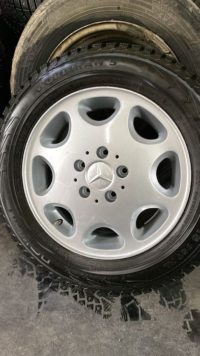 Диски с резиной на Мерседес