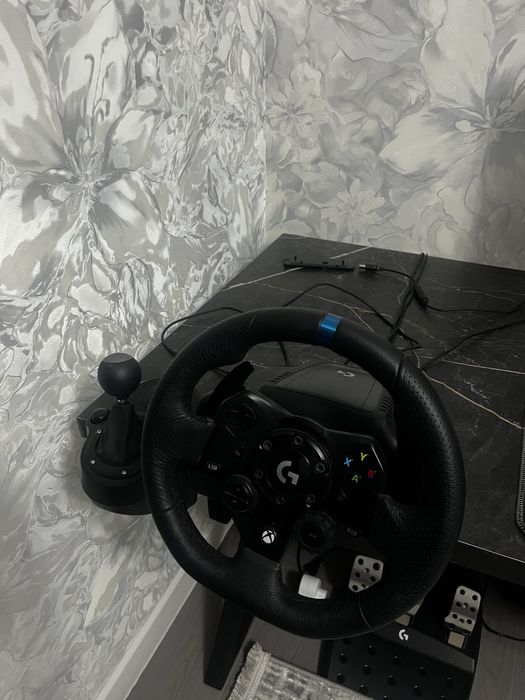 Игровой руль logitech g923