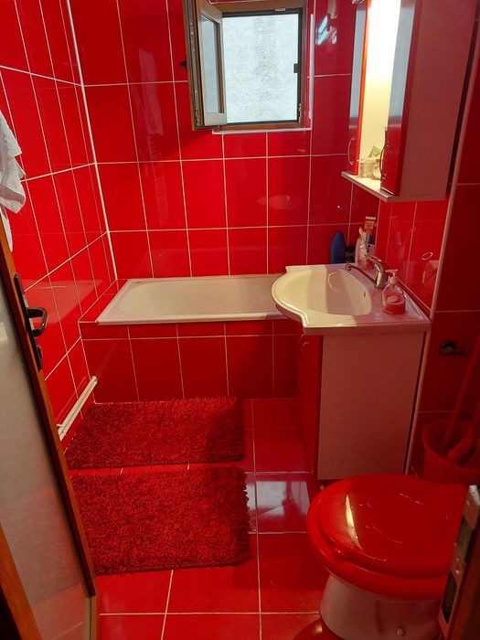 Vand urgent  apartament 2 camere