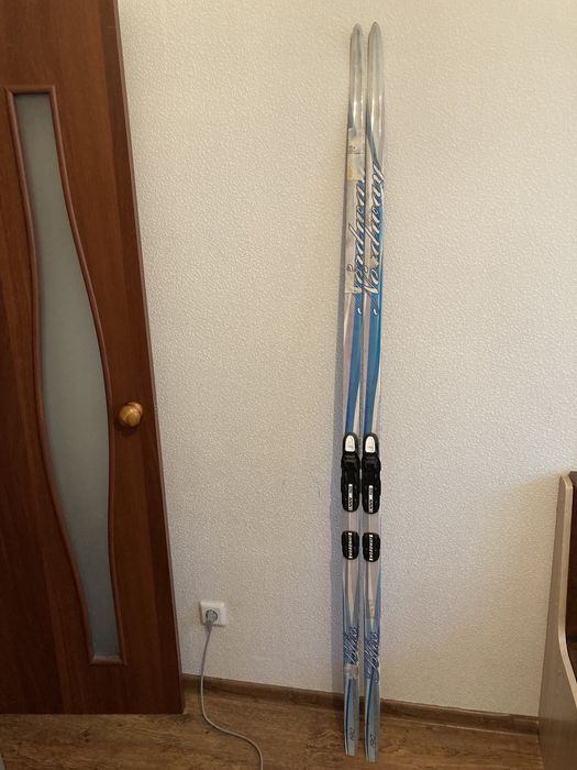Беговая лыжа 190см