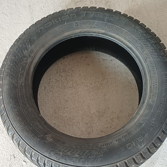 Зимние б/у шины, шипованные