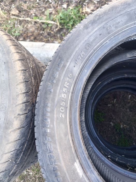 Продам шины на 16