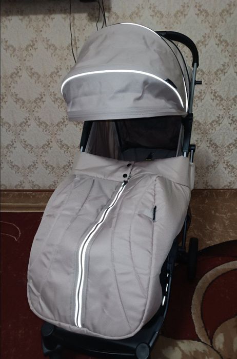 Chemadan kalyaska PIERRE CARDIN