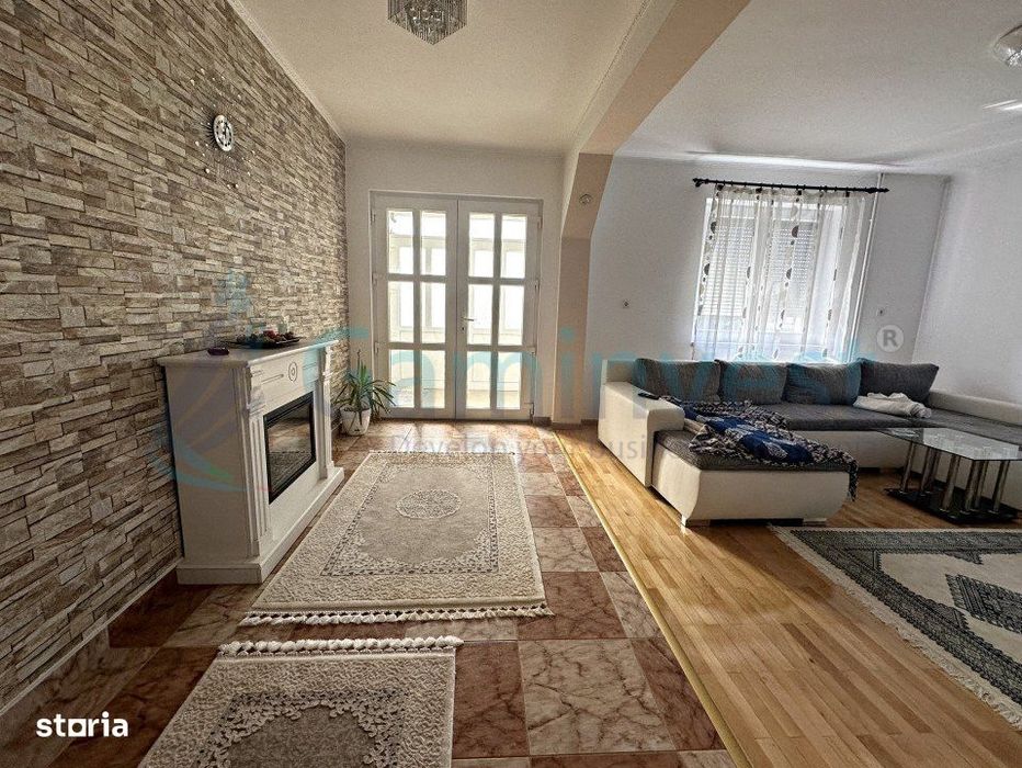 Casa pe 3 nivele si teren ,central in Sanmartin,Bihor,Gaminvest,V3808A