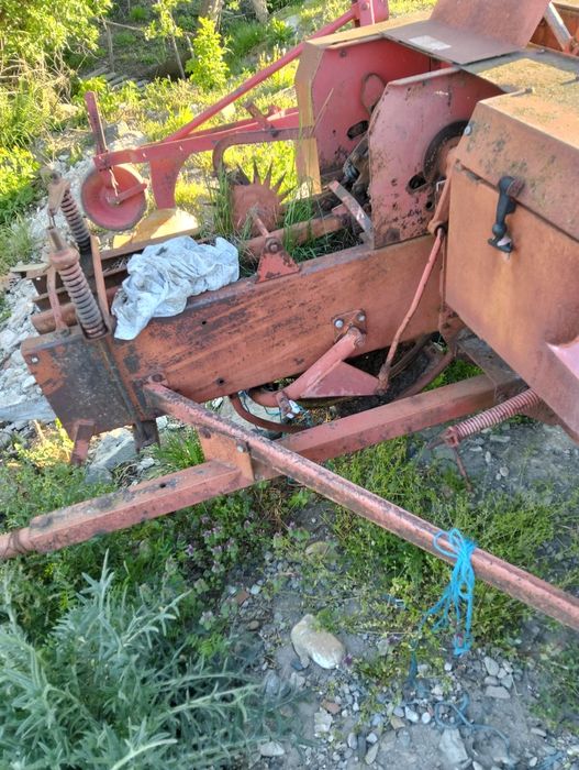 Vând balotiera bauty