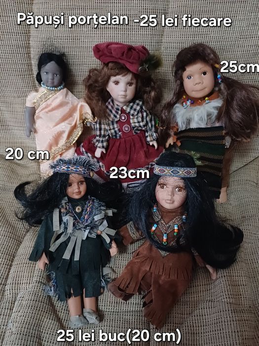 Păpuși mici,cupluri de porțelan