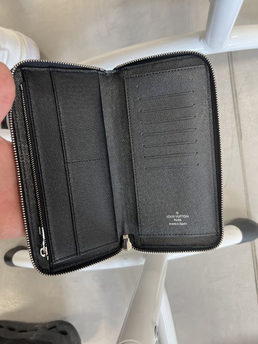Кошелек LV черный