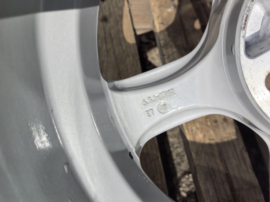 15 цола 4 х 100 мм Фолкваген / Дачия / Рено / Нисан / Хонда и други