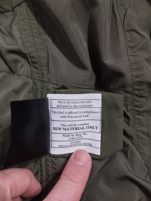 Vesta dama Lululemon primaloft polyester măr 2