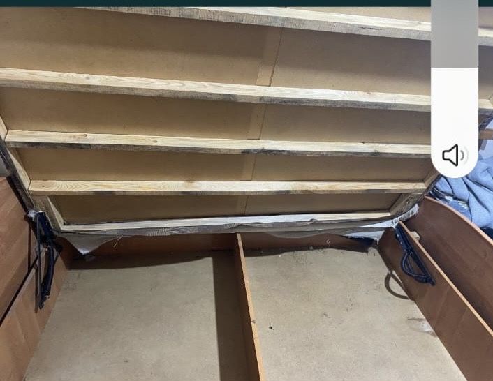 Кровать отдам даром