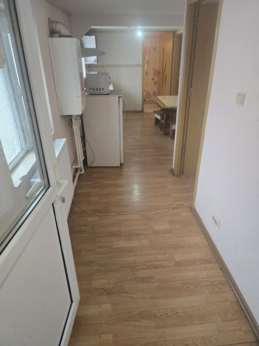 Camere de închiriat la curte