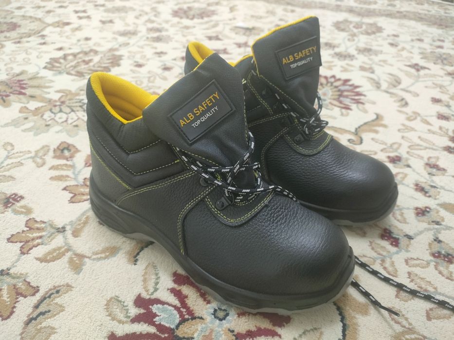 Спец обувь 40р новый