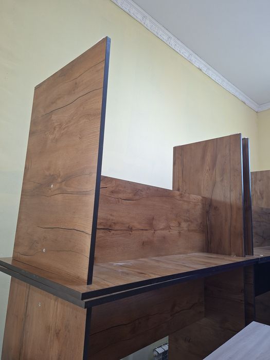 Шкаф,парта,стуля,