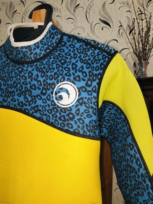 Гидрокостюм новый размер М