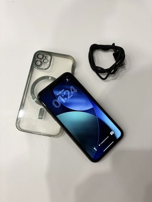 Айфон 11 , IPhone 11