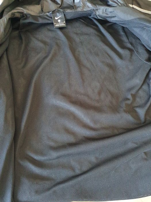 Продам дождевик Nike