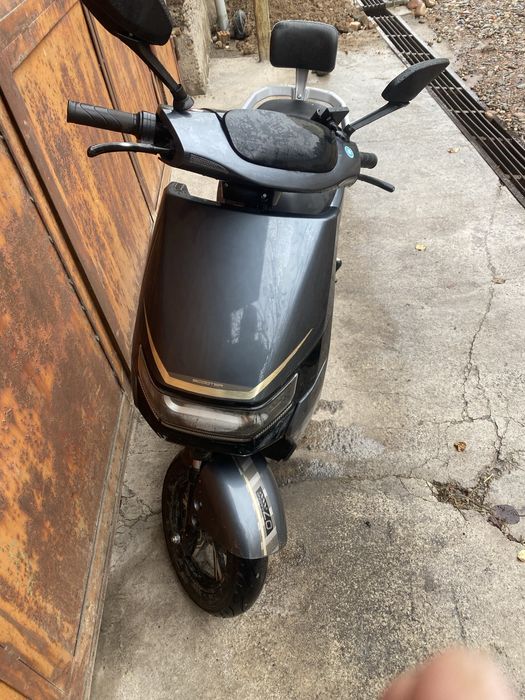 skuter sotiladi aybi yoq yurishi chotki