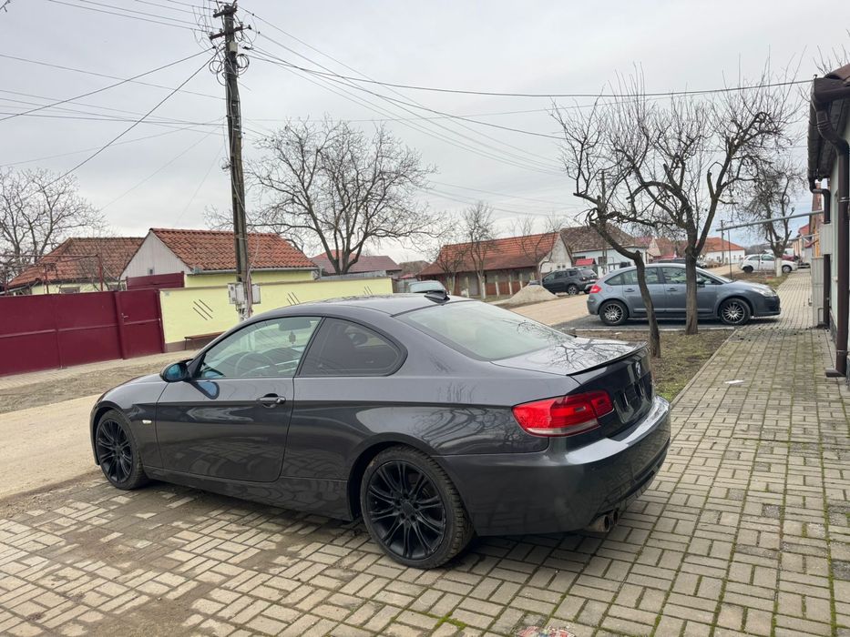 BMW   Seria 3 E92     2.0 Diesel an  2009