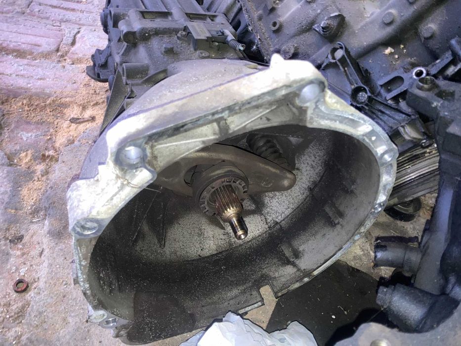 Скоростна кутия бмв 1 118д 120д фейслифт ръчна