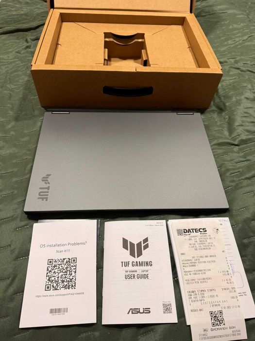 НОВ Геймърски Лаптоп