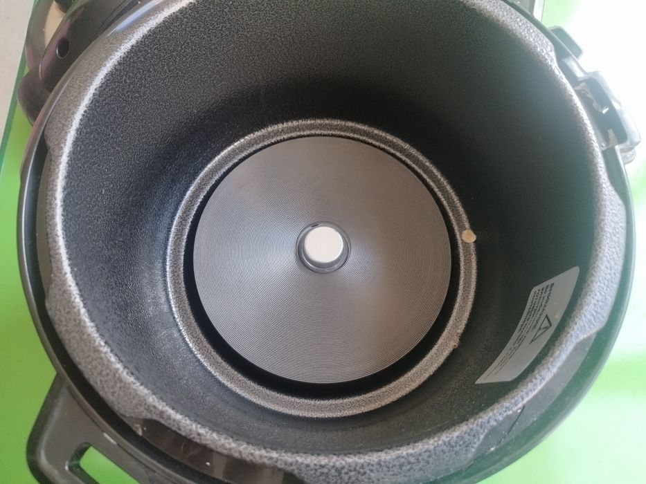 Мултиварка черный