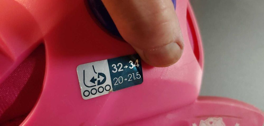 Ролери 2 чифта с размери 30-32 и 32-34 с подаръци