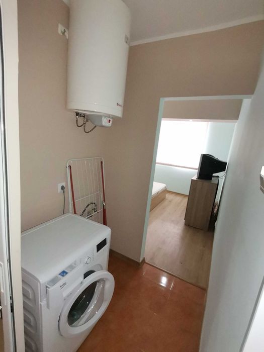 Дава се под наем Едностаен апартамент в Бургас, Меден рудник - зона А - 42 кв.м за 153 € - Снимка #4