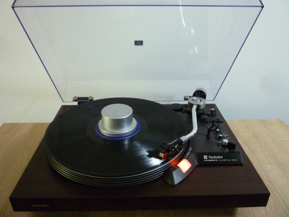 NOU ! pick-up  technics   sl -23a