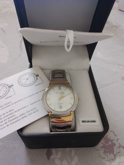 Часовник Esprit 110лв. и Pierre Cardin 80лв.