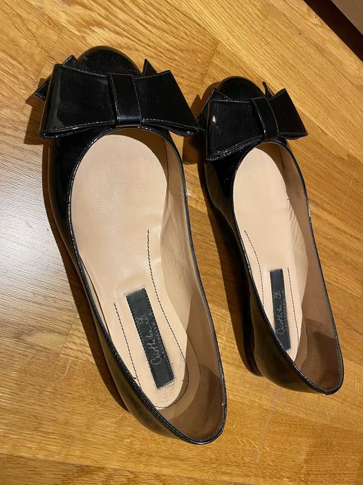 Balerini Cristhelen B. din Piele Lacuita