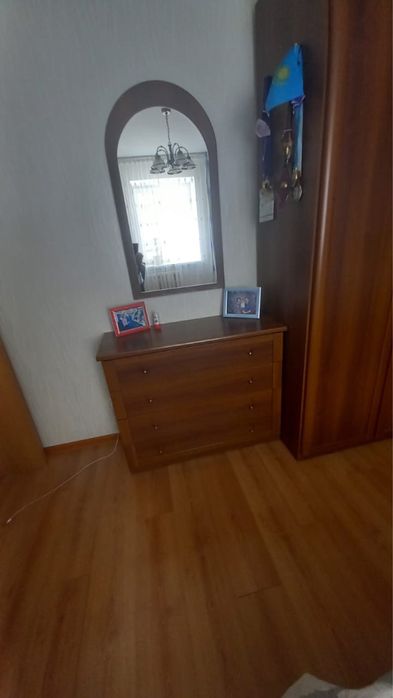 Продам спальный гарнитур