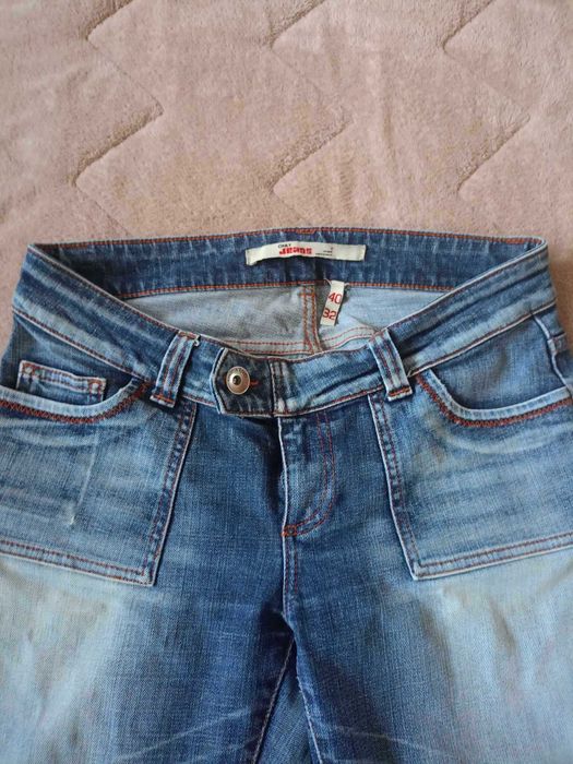 Дамски дънки, панталони и джинси