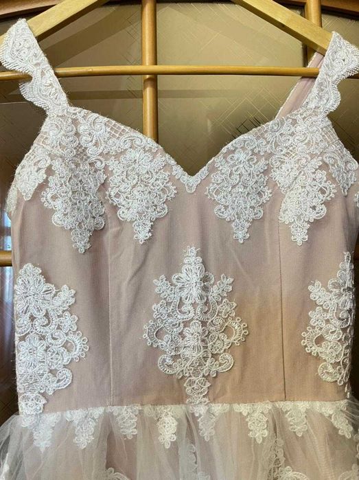 Вечернее платье Lichi