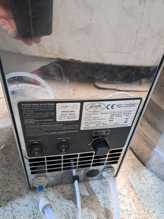 Dozator LINDR  bere vin limonadă etc