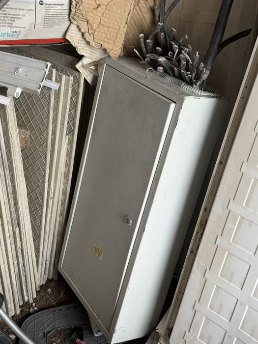 Продам печь и лед лампы с блоками.