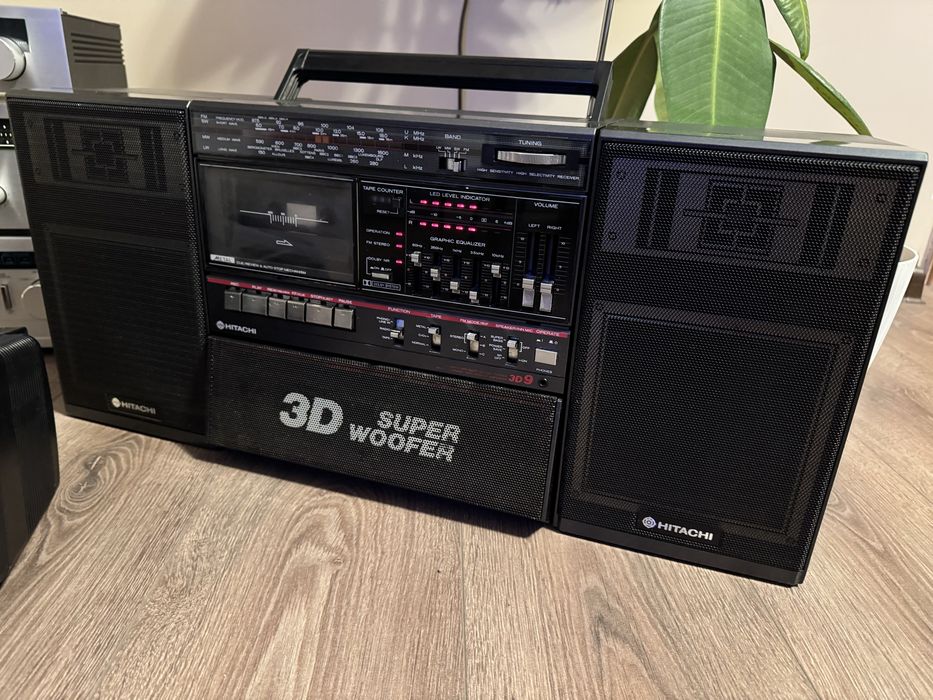 Касетофон Hitachi Trk 9230e