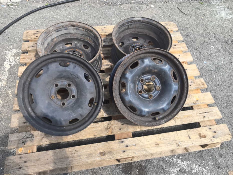 14 цола 5 х 100 мм Шкода Румстер - 6 Инча / ЕТ 37