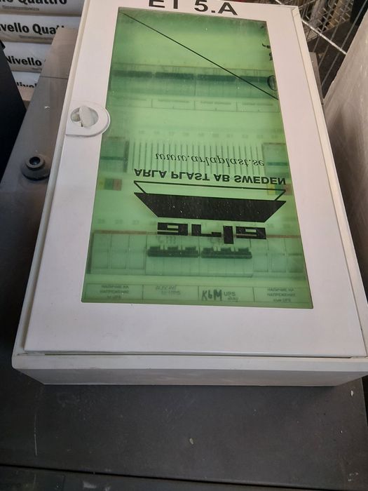 Ел.табло за UPS HAGER