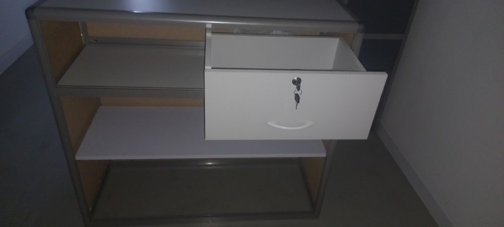 Стол офисный для бизнеса