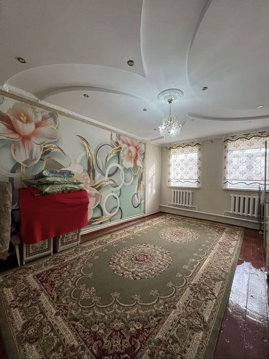 Кілем сатылады. 5,5х2,5;  6х4.