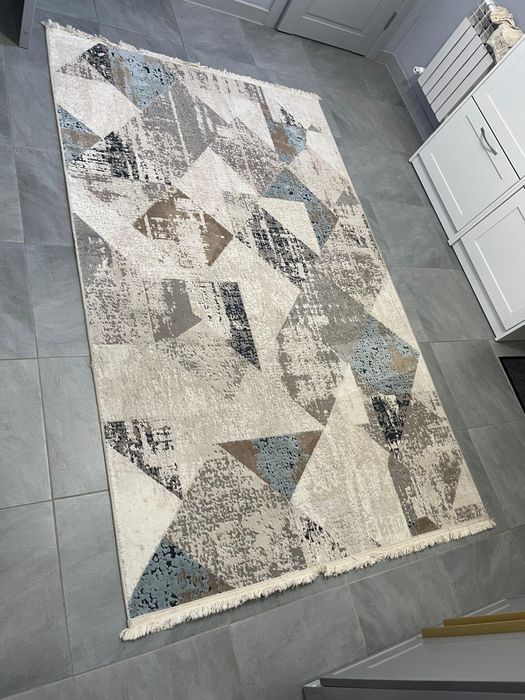 Ковры продаётся все цена  150000 тнг