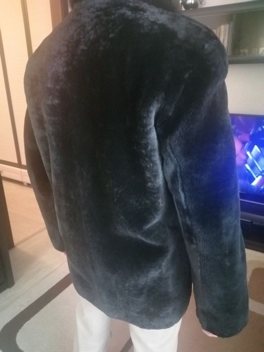 Продам мужской полушубок