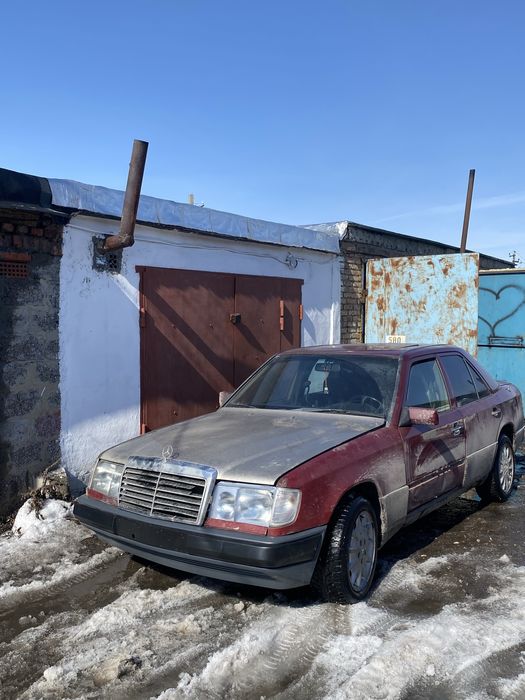 Продам мерседес 124