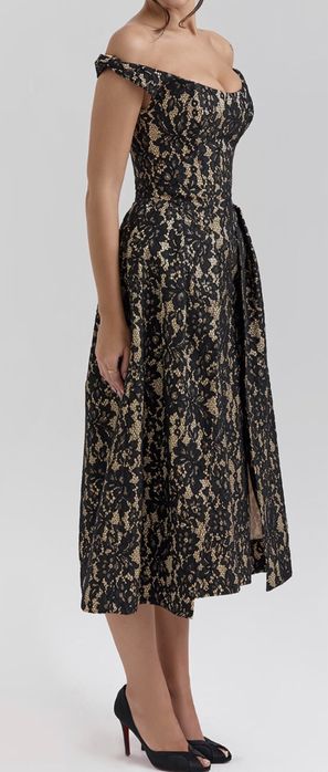 House of CB елегантна рокля