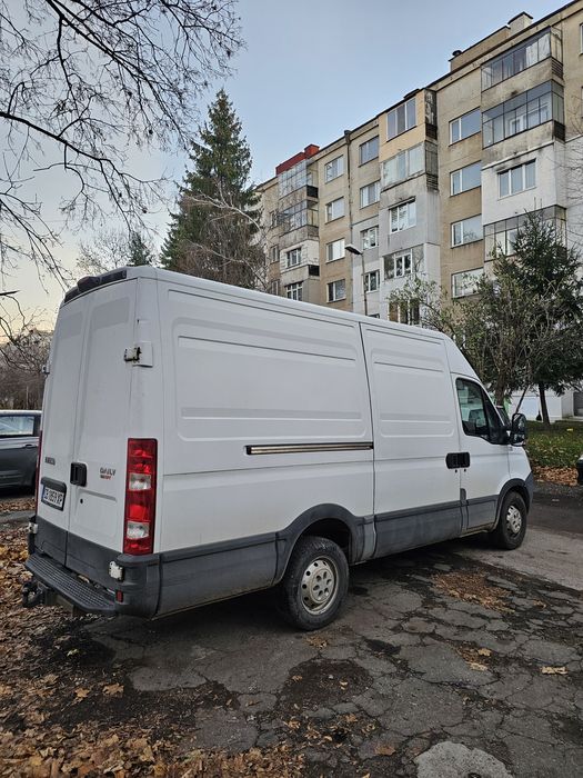 Транспортни услуги с бус