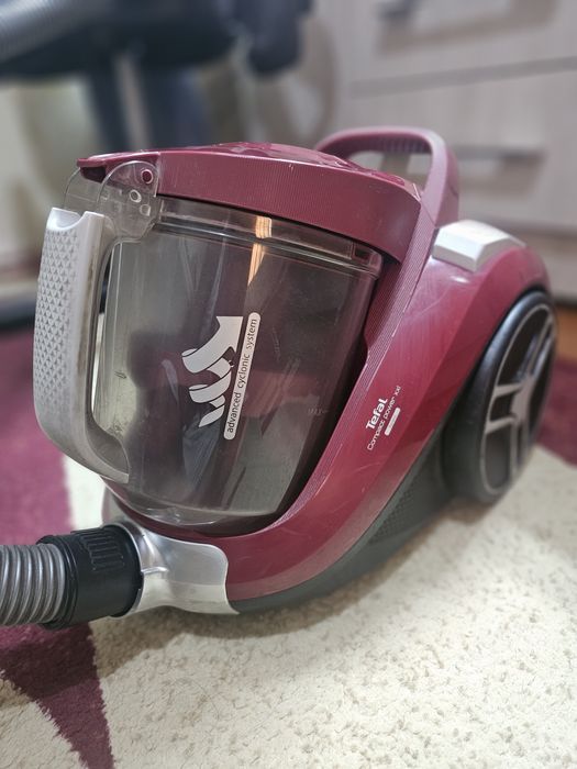 Пылесос Tefal XXL.  В отличном состоянии