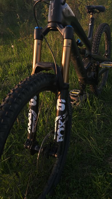 Bicicleta full suspension Yt Capra CF costum (santa cruz,trek,propain)