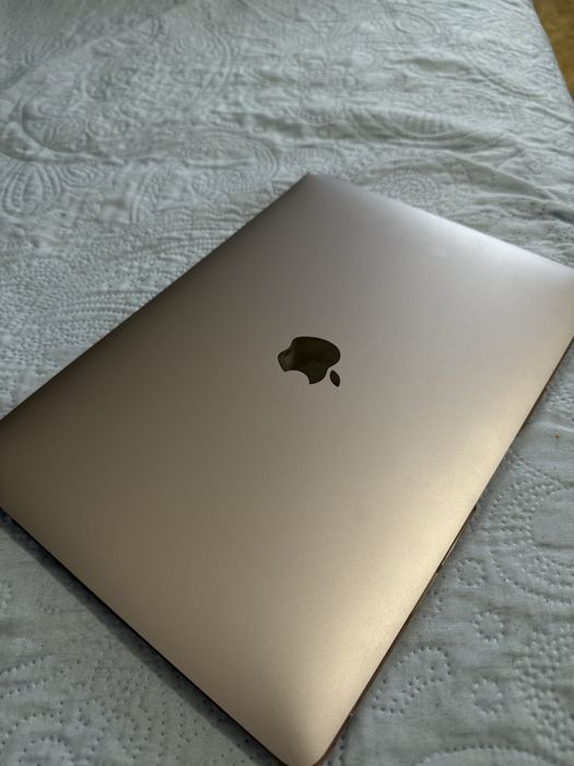 Macbook air 2020