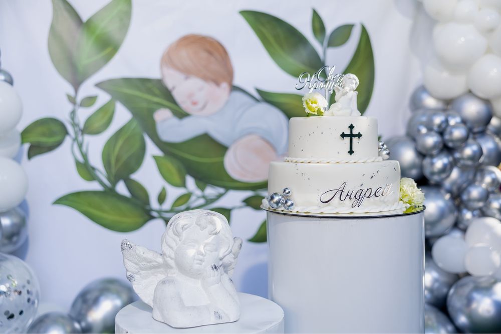 Винил и декоративна торта