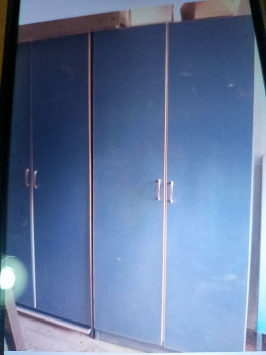 Продам шкафы бельевые